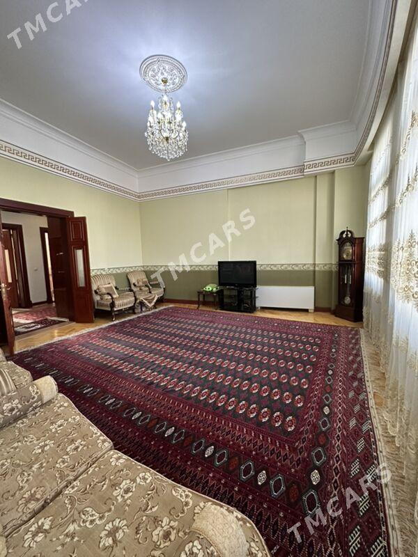 Turkmenbasy Sayoly Рухнама Эли - Ашхабад - img 5