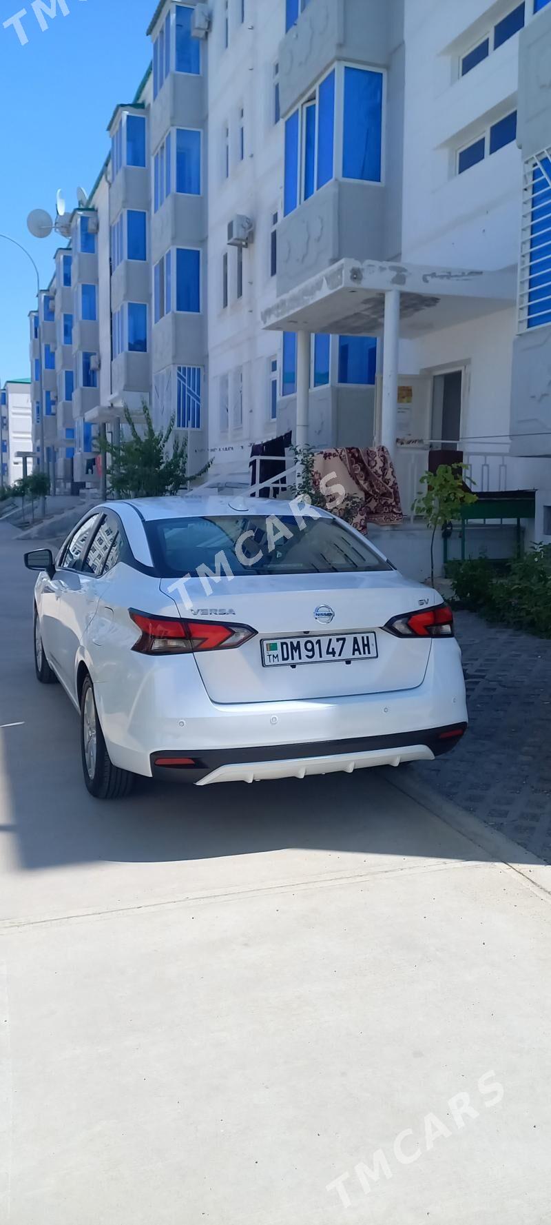 Nissan Versa 2021 - 190 000 TMT - Aşgabat - img 4
