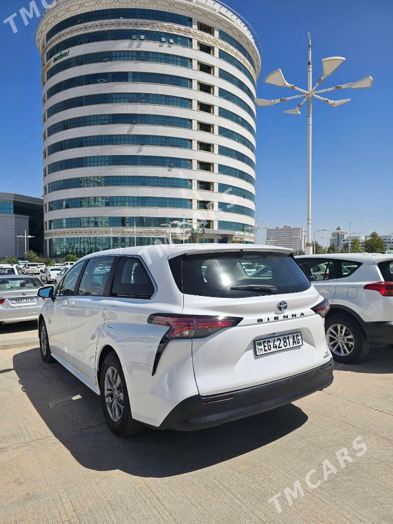 Toyota Sienna 2022 - 510 000 TMT - Ашхабад - img 9