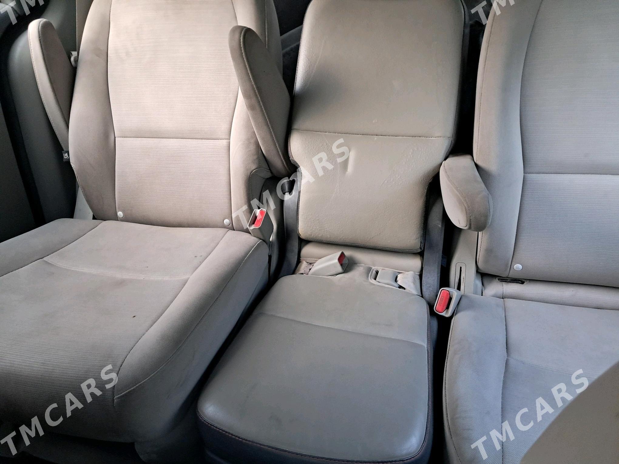 Kia Sedona 2021 - 295 000 TMT - Ашхабад - img 8