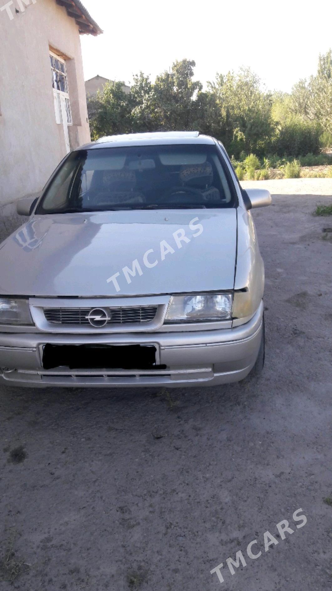 Opel Vectra 1991 - 32 000 TMT - Губадаг - img 3
