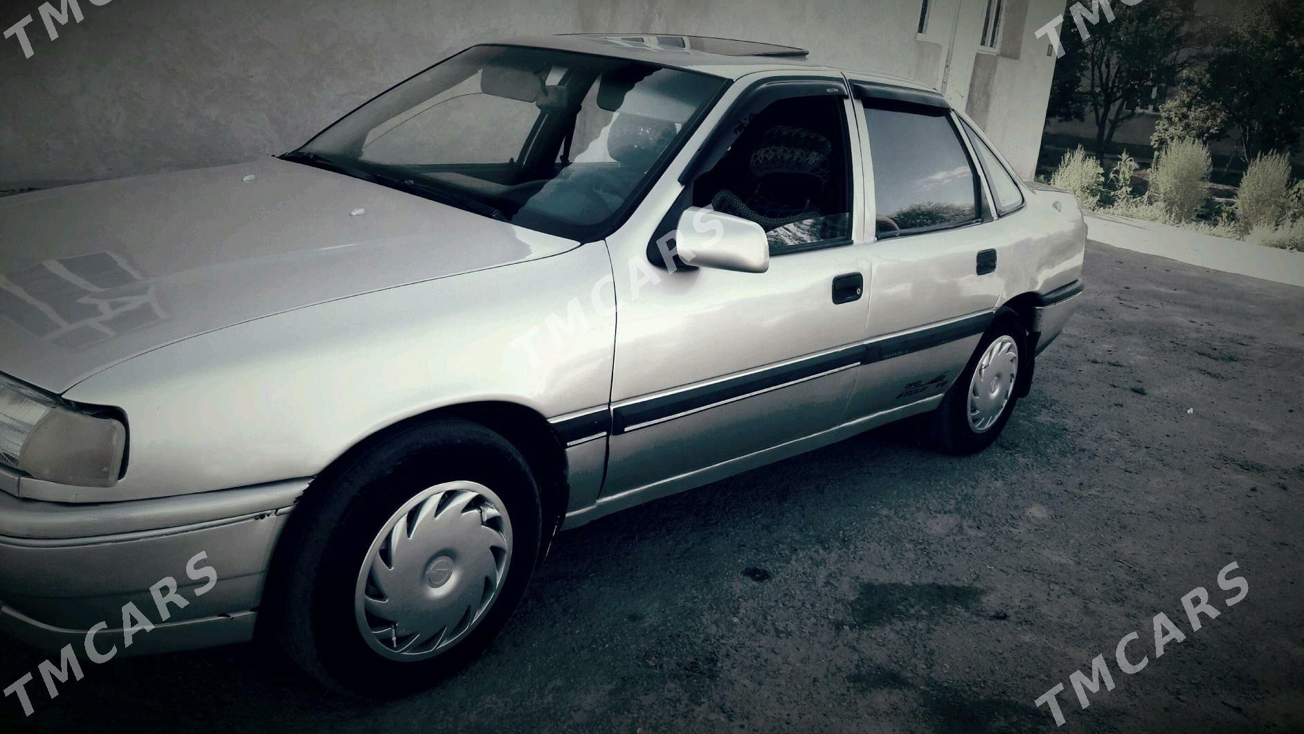 Opel Vectra 1991 - 32 000 TMT - Губадаг - img 5