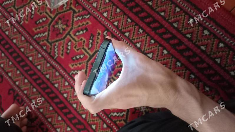iPhone 12 pro max - Mary - img 3