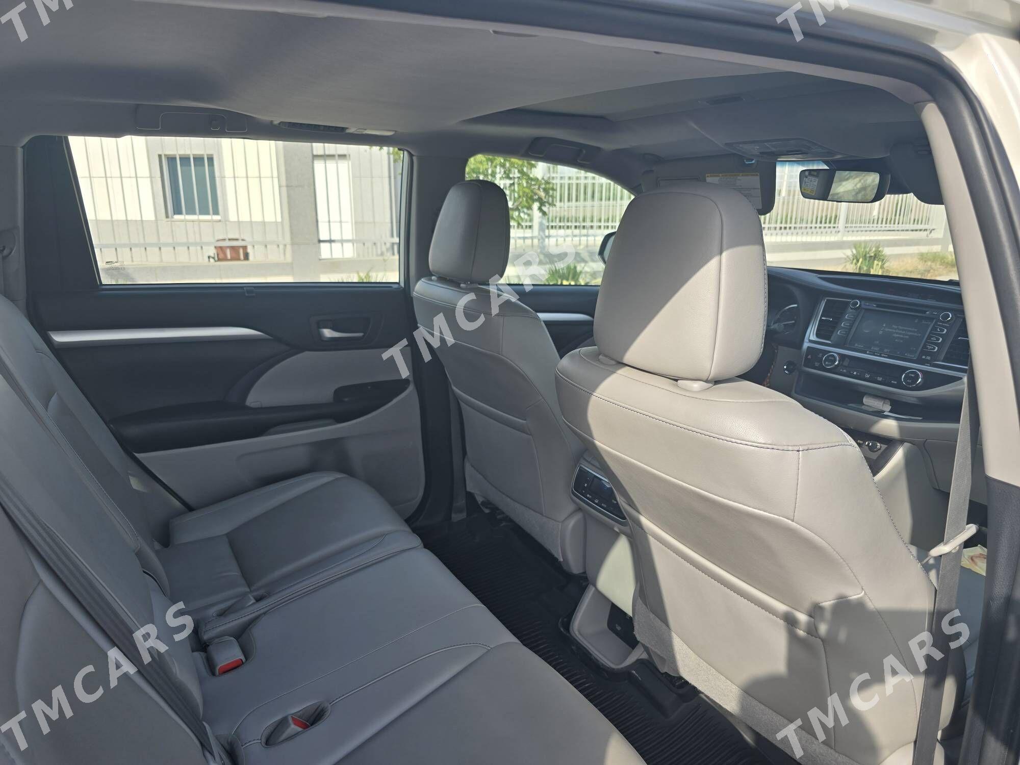 Toyota Highlander 2019 - 420 000 TMT - Ашхабад - img 2