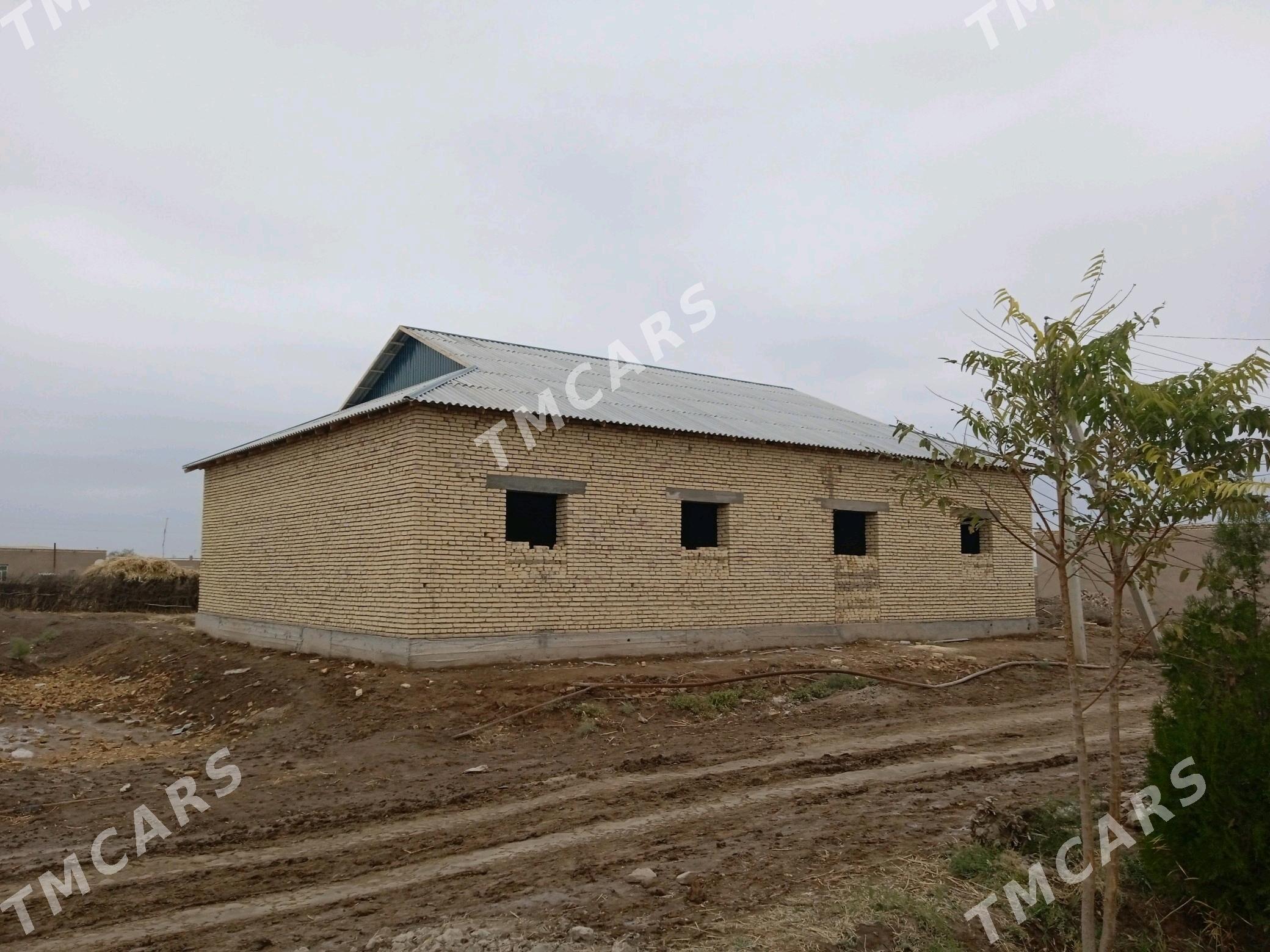 Satlyk jaý - етр. Туркменбаши - img 2