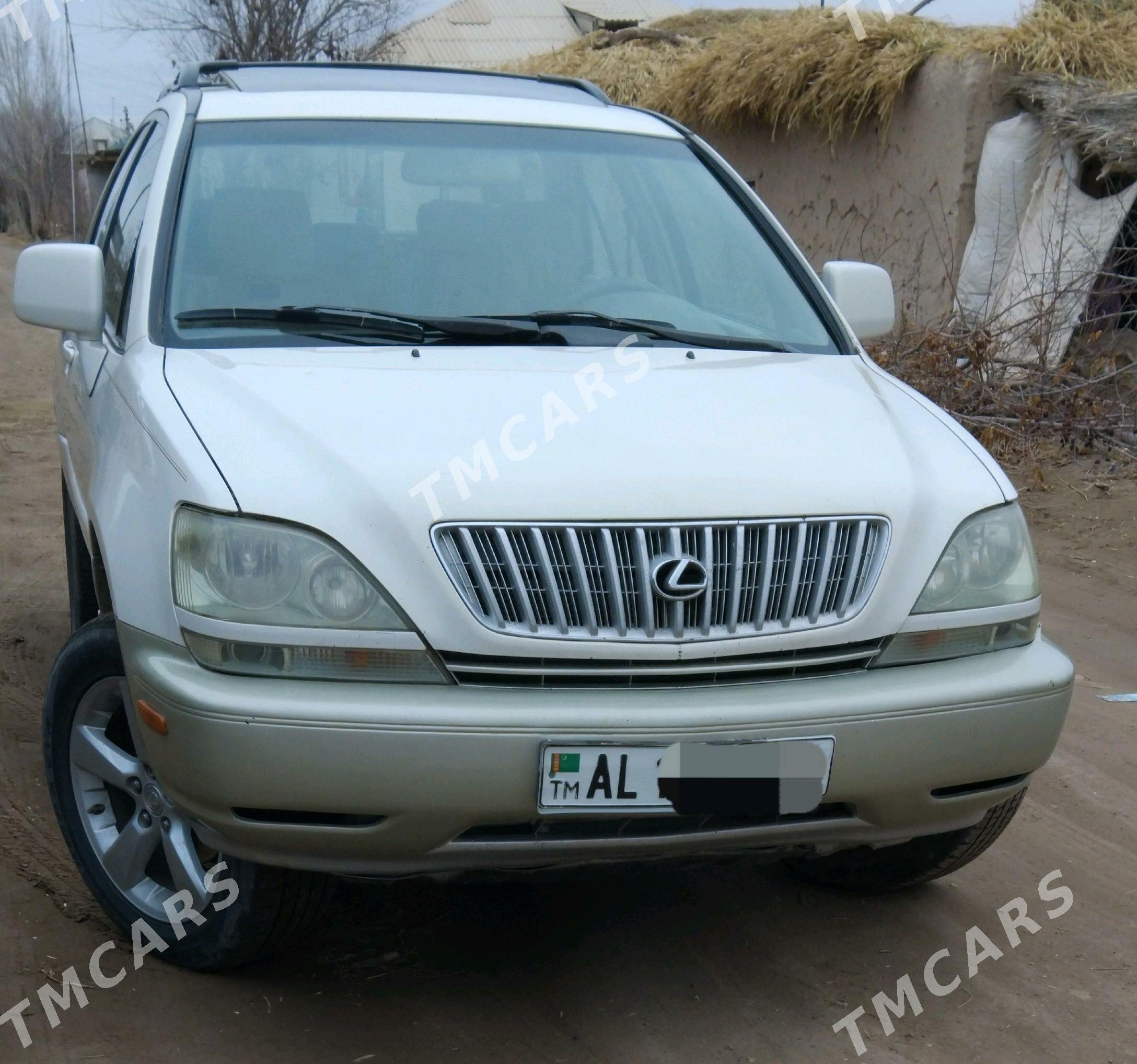 Lexus RX 300 1999 - 180 000 TMT - Гурбансолтан Едже - img 2