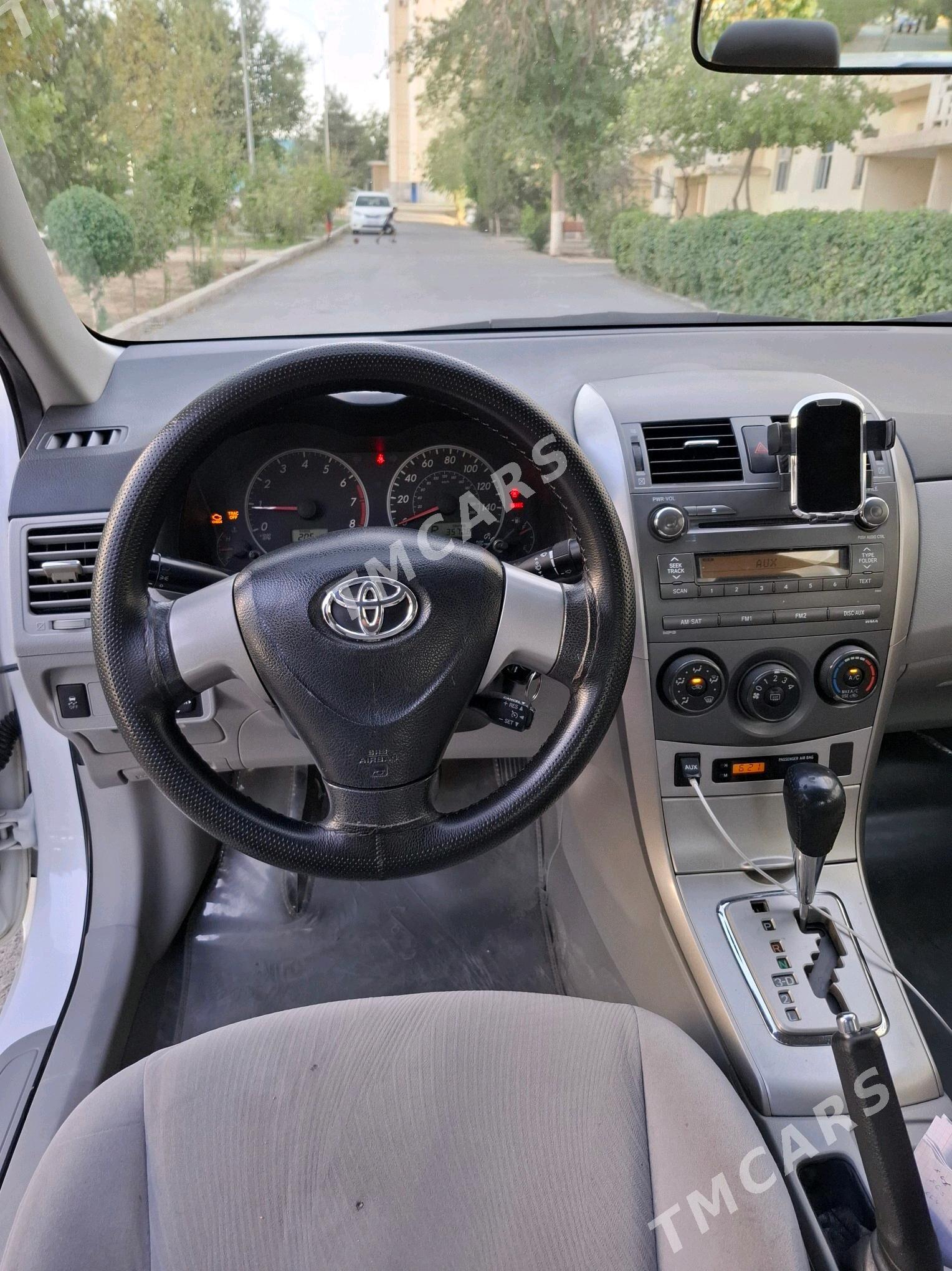 Toyota Corolla 2011 - 170 000 TMT - Aşgabat - img 8