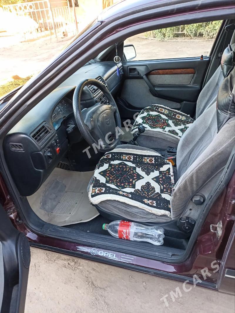 Opel Vectra 1994 - 42 000 TMT - Şabat etr. - img 3