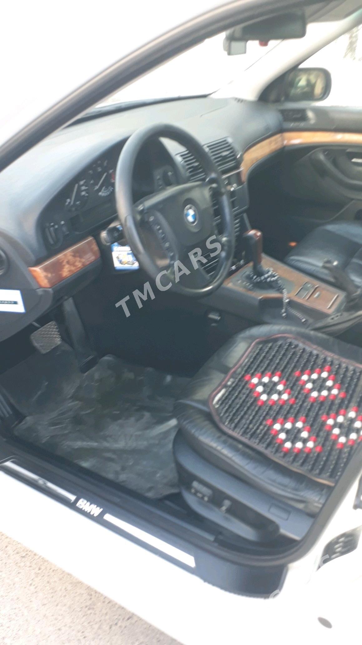 BMW 525 2002 - 130 000 TMT - Parahat 8 - img 3