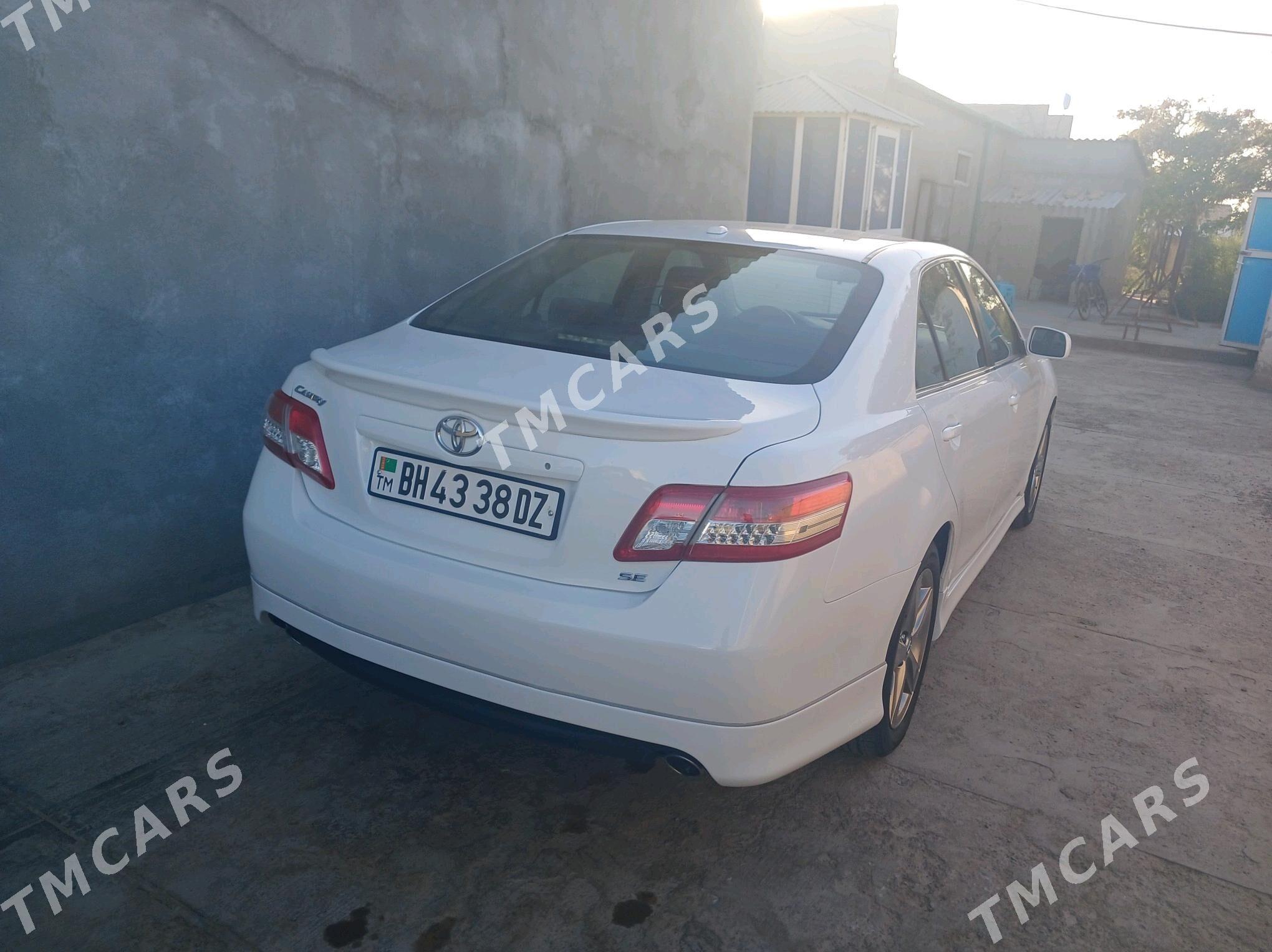Toyota Camry 2010 - 210 000 TMT - Gurbansoltan Eje - img 4
