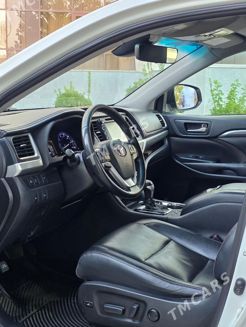 Toyota Highlander 2019 - 448 000 TMT - Ашхабад - img 4