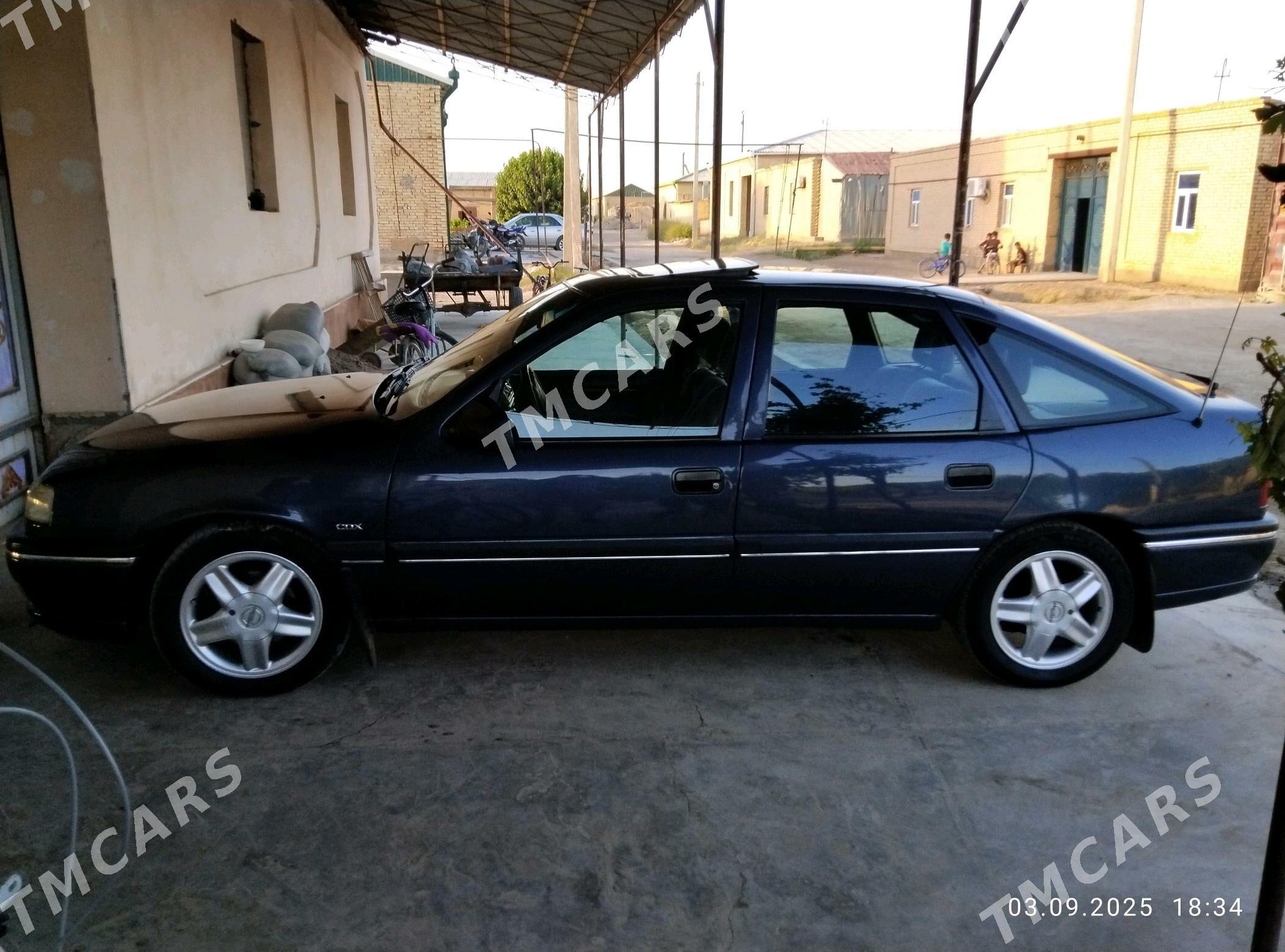 Opel Vectra 1994 - 40 000 TMT - Дянев - img 7