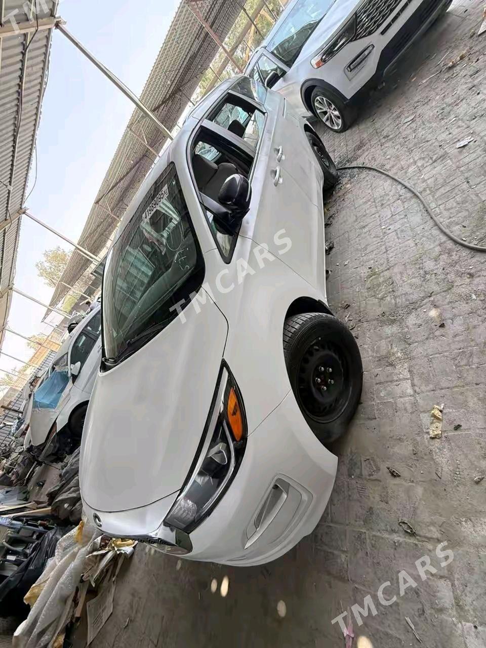 Kia Sedona 2020 - 220 000 TMT - Ашхабад - img 8