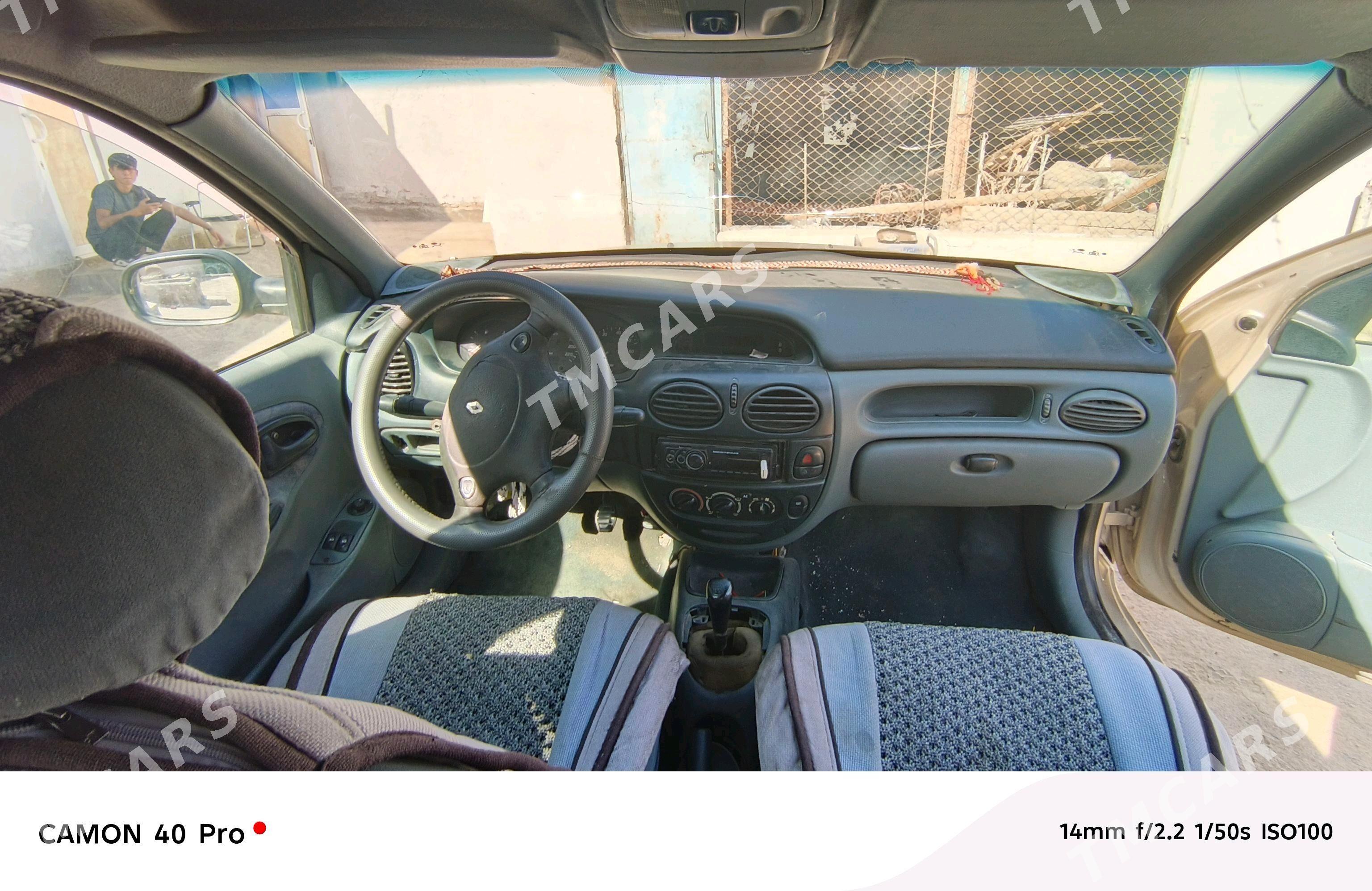 Renault Clio 1998 - 25 000 TMT - Tejen - img 2