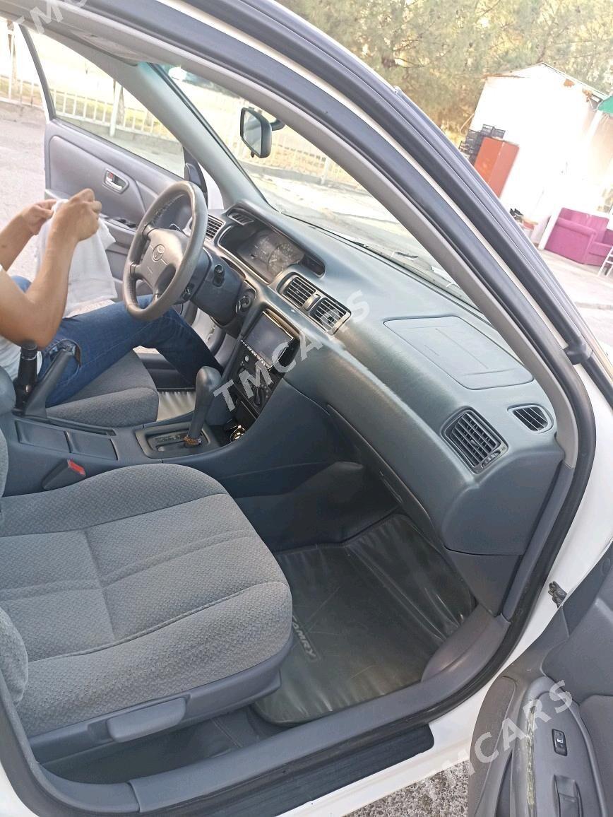 Toyota Camry 2000 - 145 000 TMT - Гаудан "А" - img 8