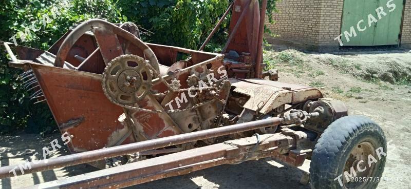 MTZ T-28 2002 - 23 000 TMT - Мургап - img 4