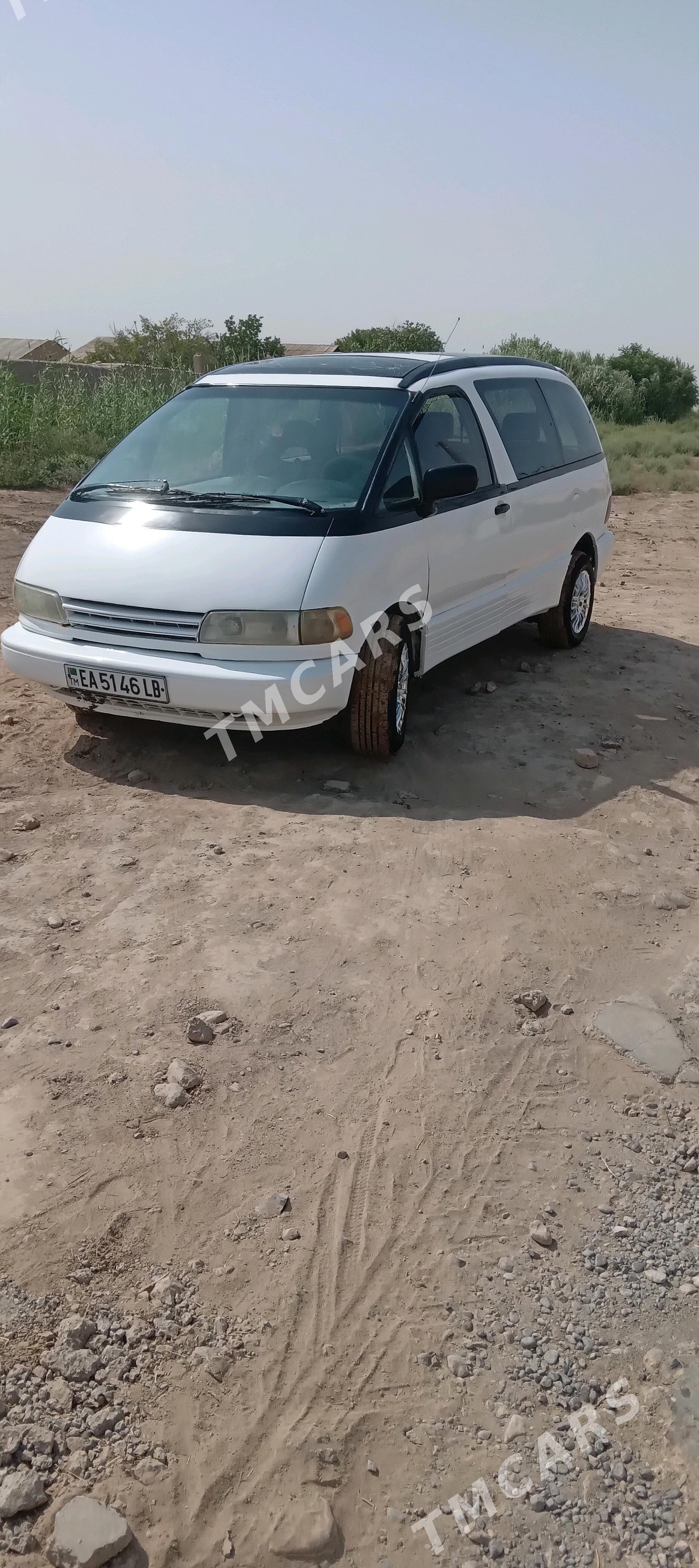 Toyota Previa 1991 - 60 000 TMT - Халач - img 4