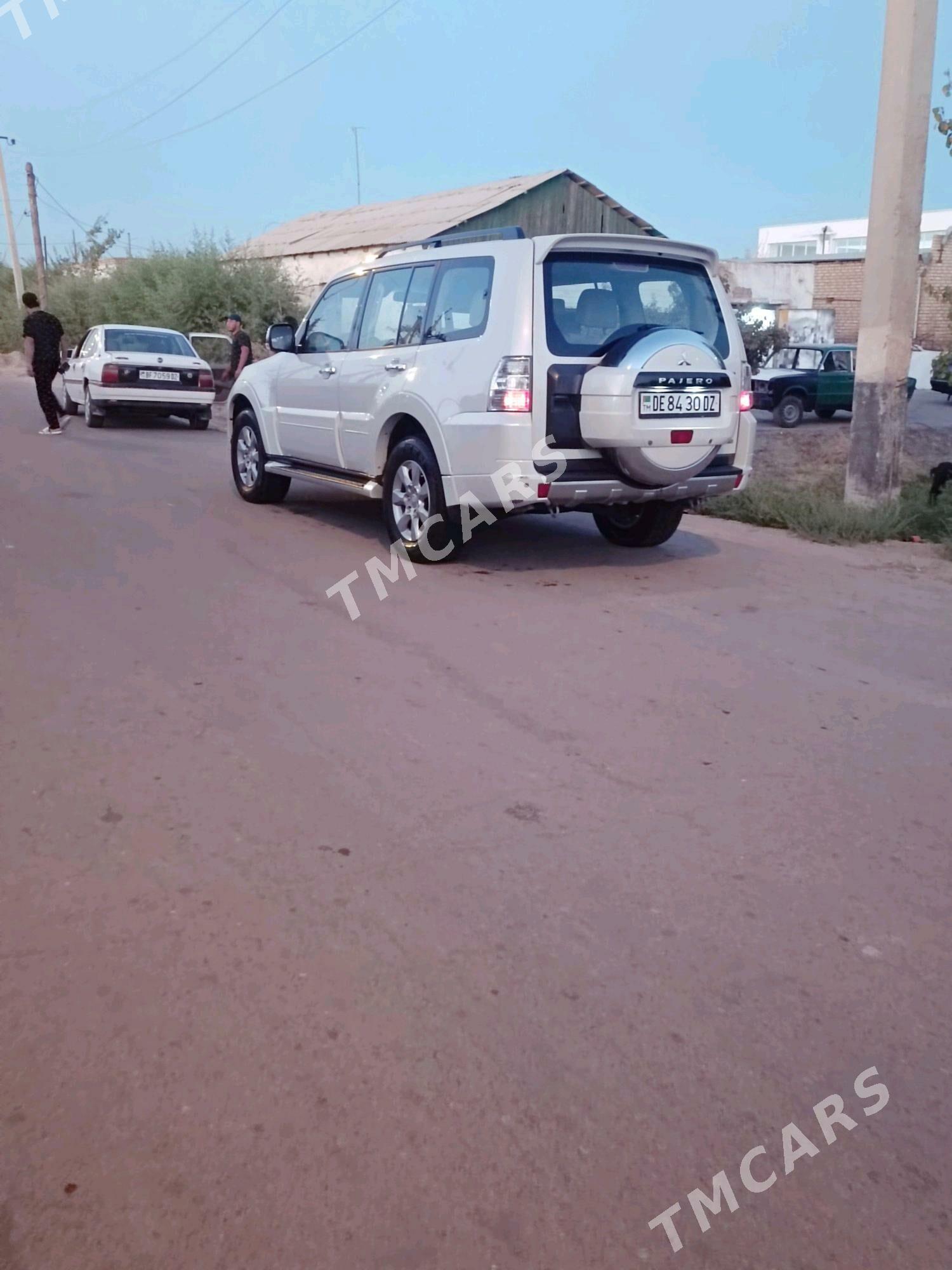 Mitsubishi Pajero 2014 - 250 000 TMT - Daşoguz - img 6