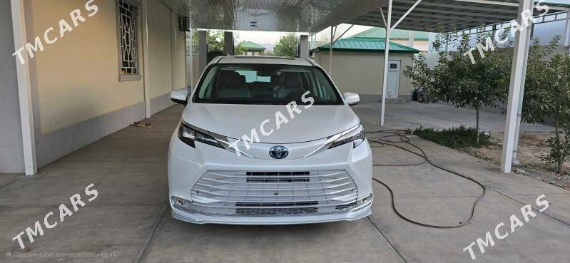 Toyota Sienna 2024 - 785 000 TMT - Ak bugdaý etraby - img 6