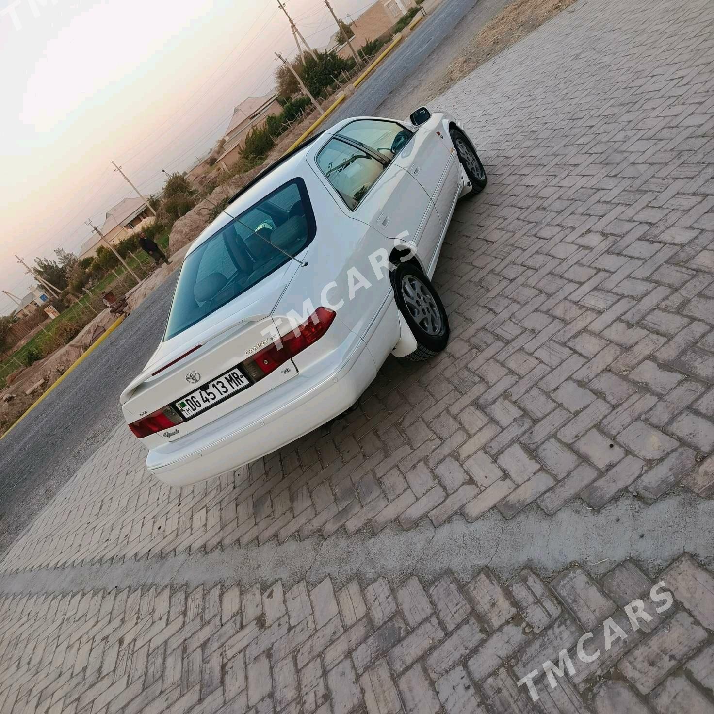 Toyota Camry 2000 - 170 000 TMT - Baýramaly - img 4