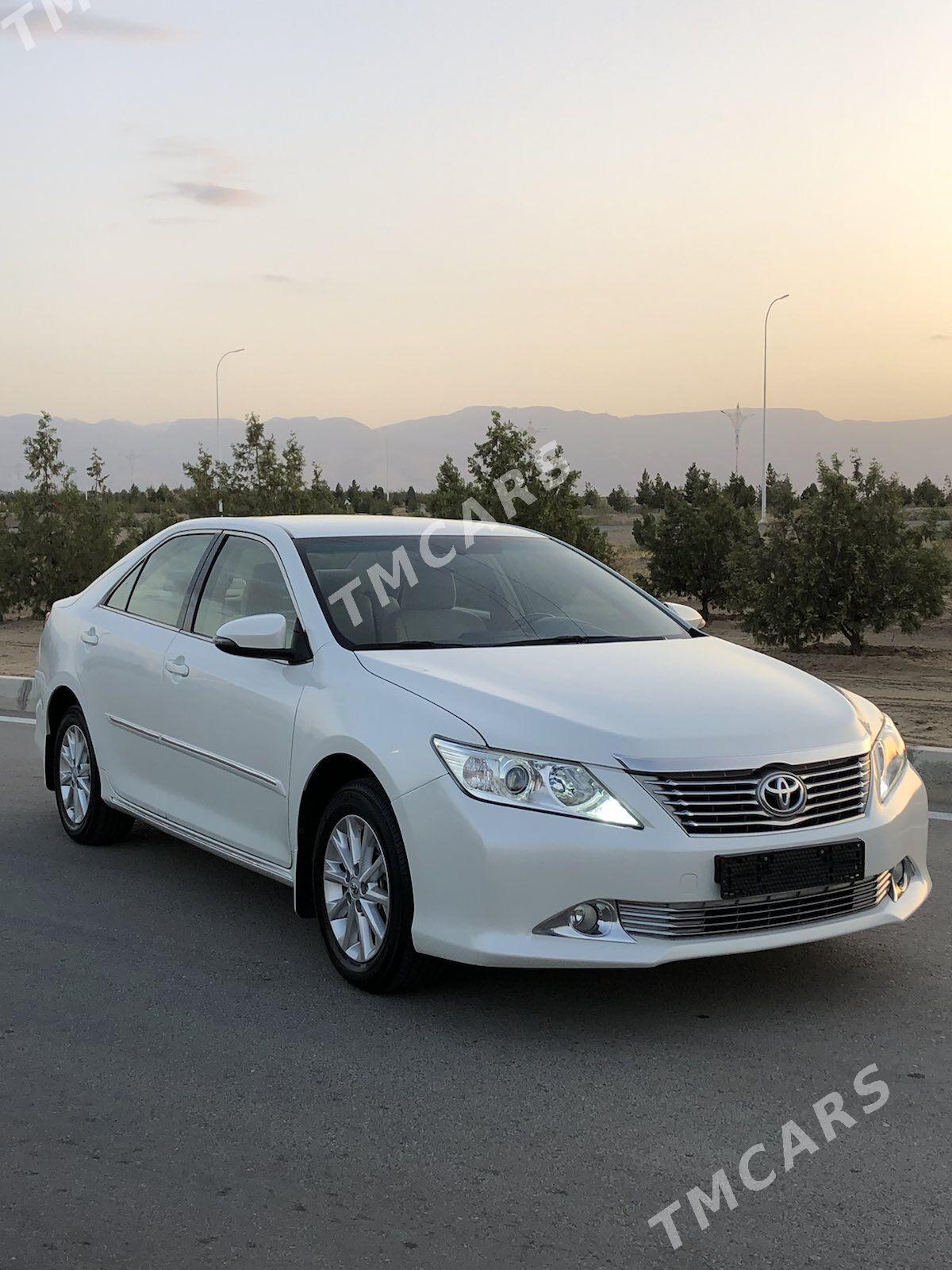 Toyota Camry 2014 - 339 000 TMT - Aşgabat - img 2
