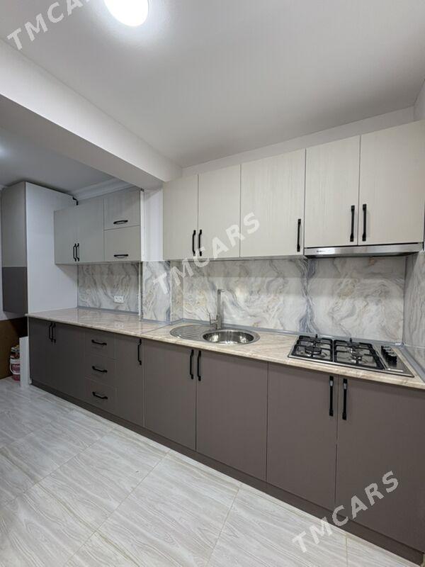  10 MKR 4/3 ET 2 KOMNAT EWRO - 10 мкр - img 3