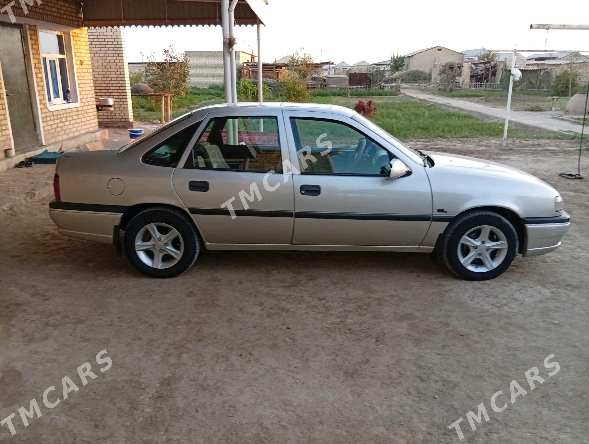 Opel Vectra 1995 - 35 000 TMT - Baýramaly - img 2