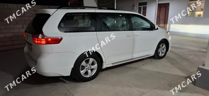 Toyota Sienna 2017 - 370 000 TMT - Bagyr - img 3