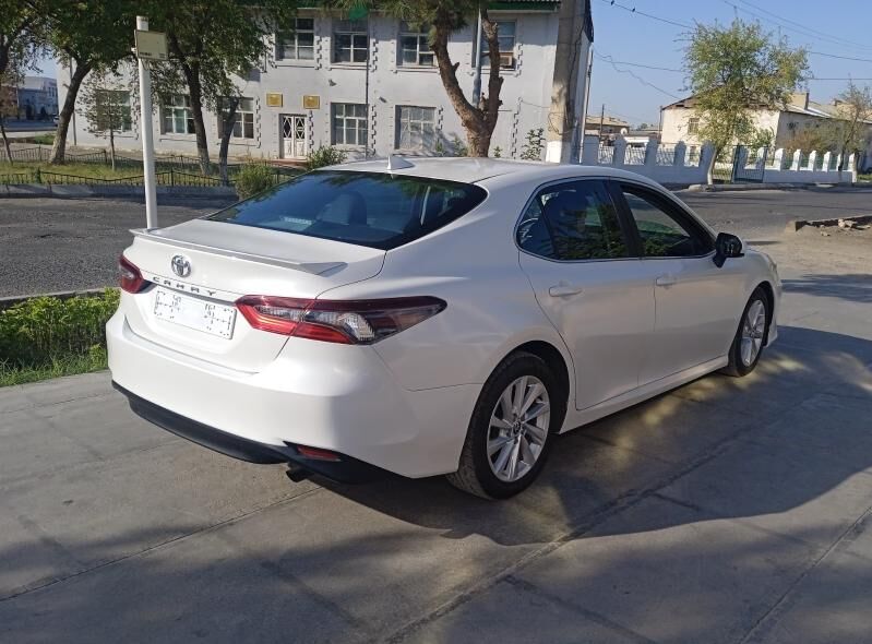 Toyota Camry 2021 - 280 000 TMT - Baýramaly - img 4