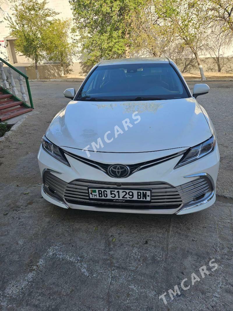 Toyota Camry 2020 - 305 000 TMT - Балканабат - img 3