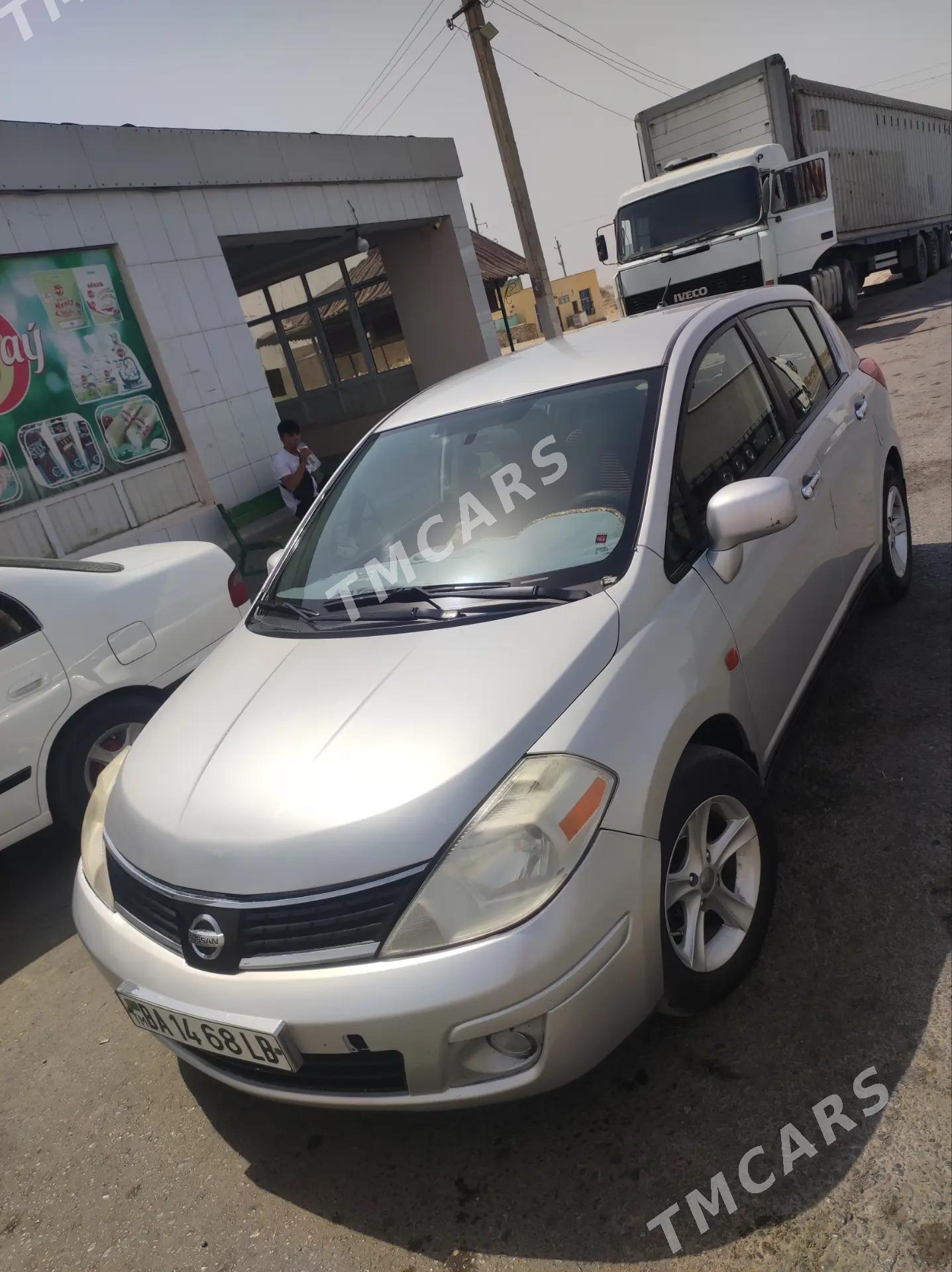 Nissan Versa 2010 - 110 000 TMT - Достлук - img 7