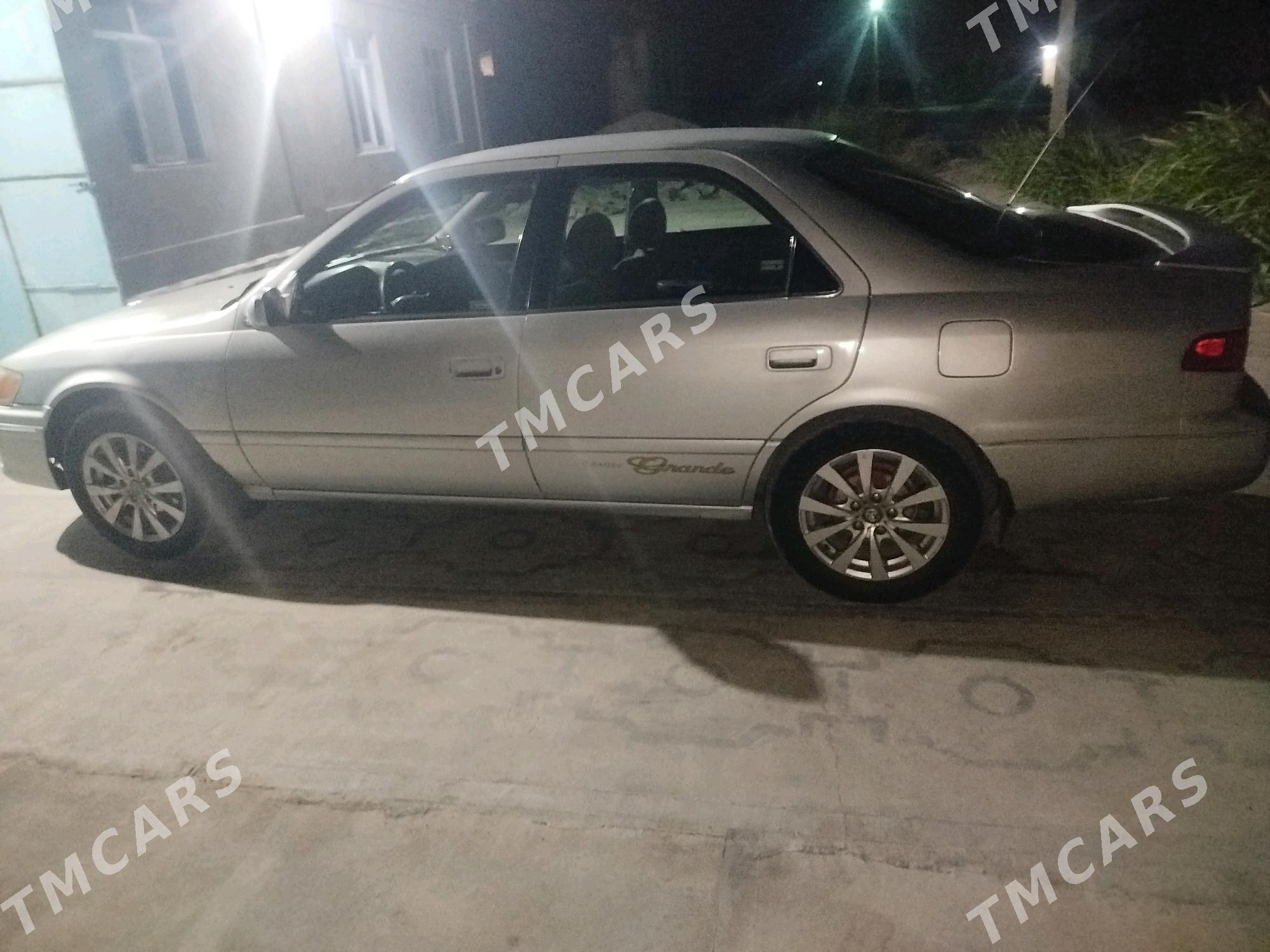 Toyota Camry 2000 - 120 000 TMT - Sakar - img 6