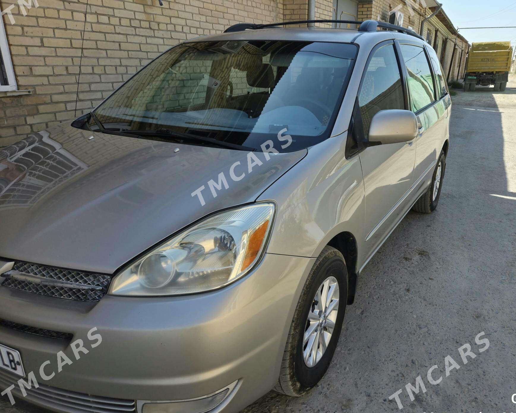 Toyota Sienna 2004 - 240 000 TMT - Туркменабат - img 6