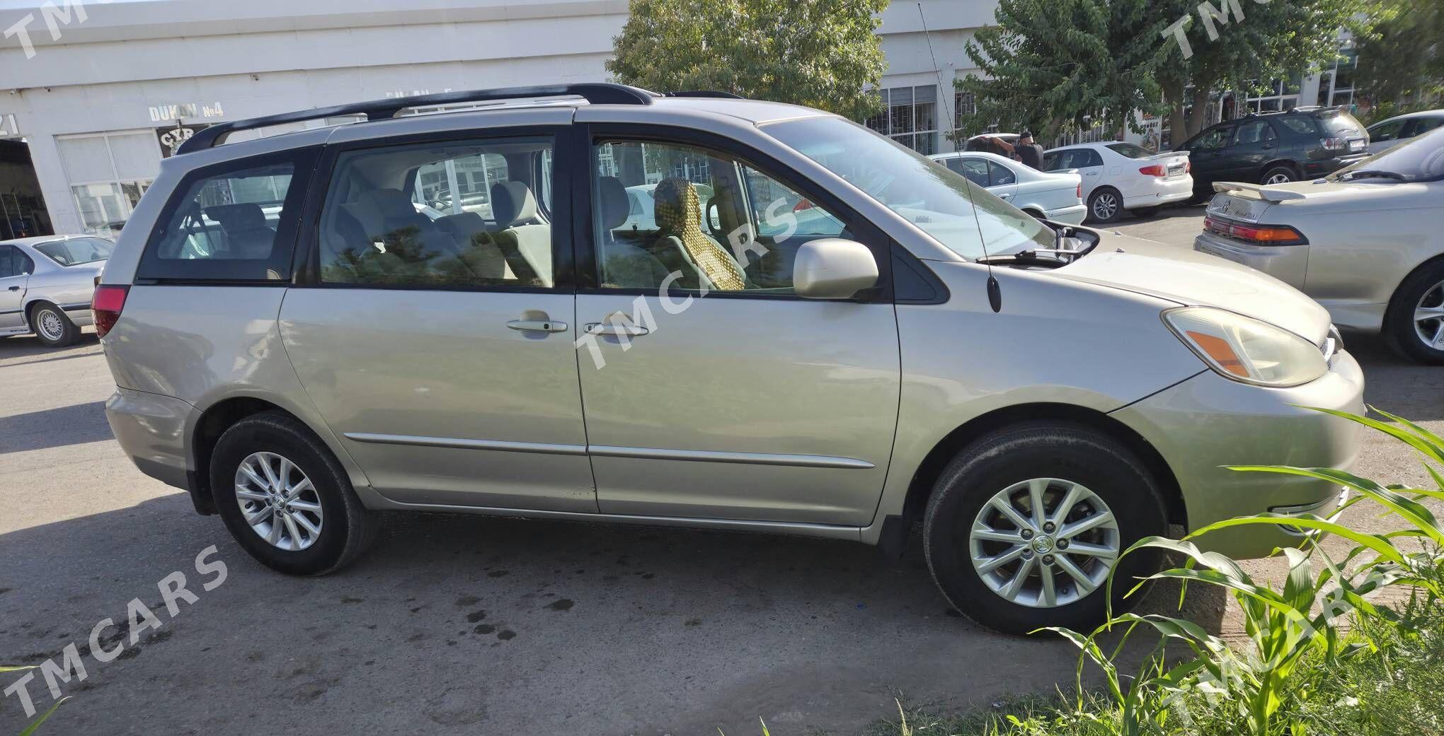 Toyota Sienna 2004 - 240 000 TMT - Туркменабат - img 8