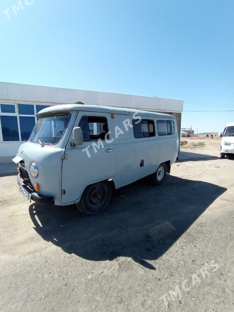 UAZ Profi 2000 - 35 000 TMT - Болдумсаз - img 4