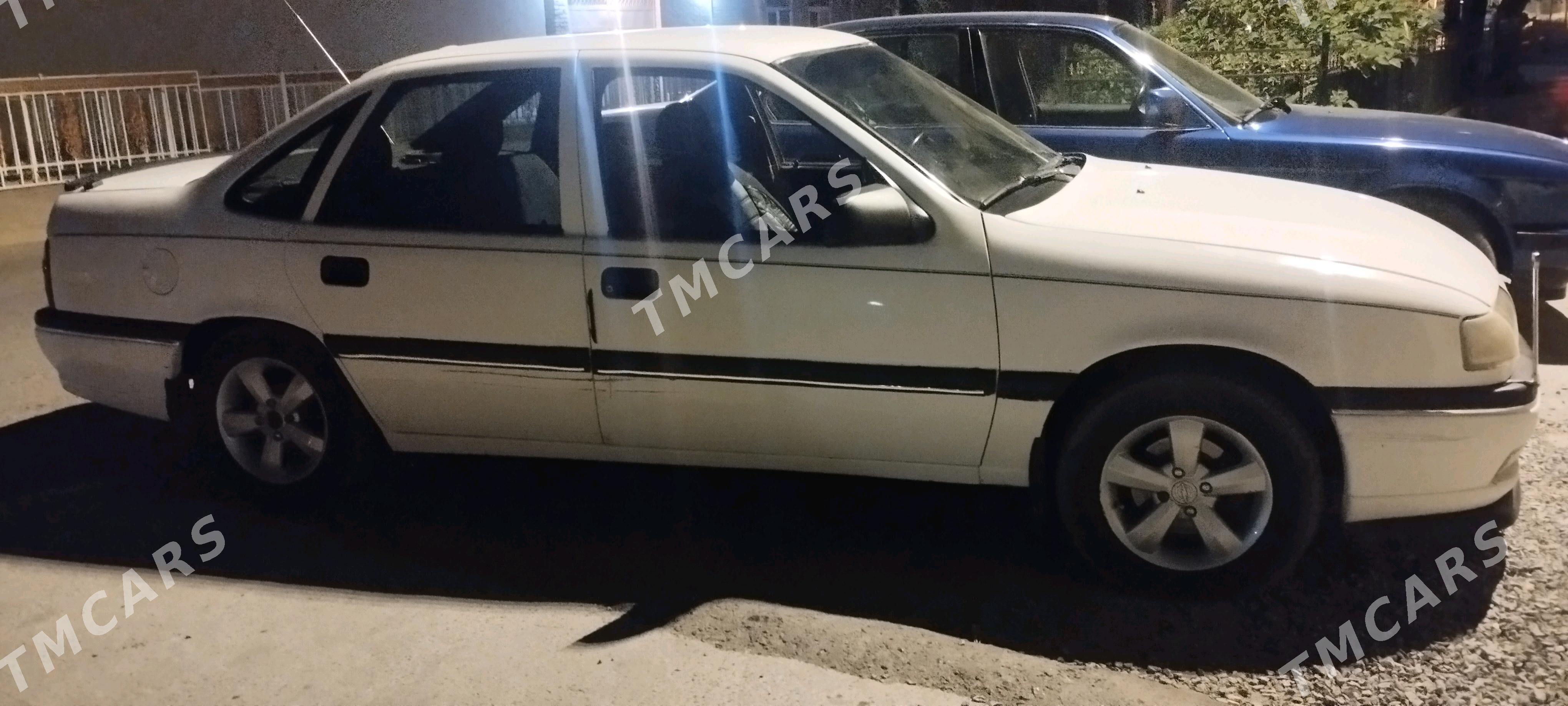 Opel Vectra 1994 - 40 000 TMT - Чарджоу - img 2