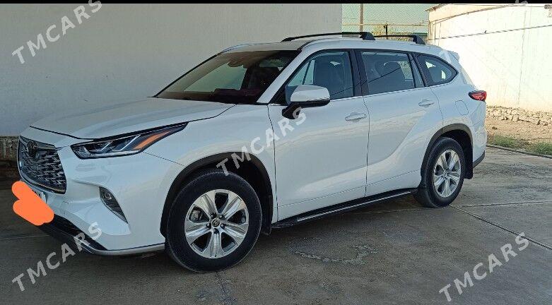 Toyota Highlander 2022 - 520 000 TMT - Койтендаг - img 8