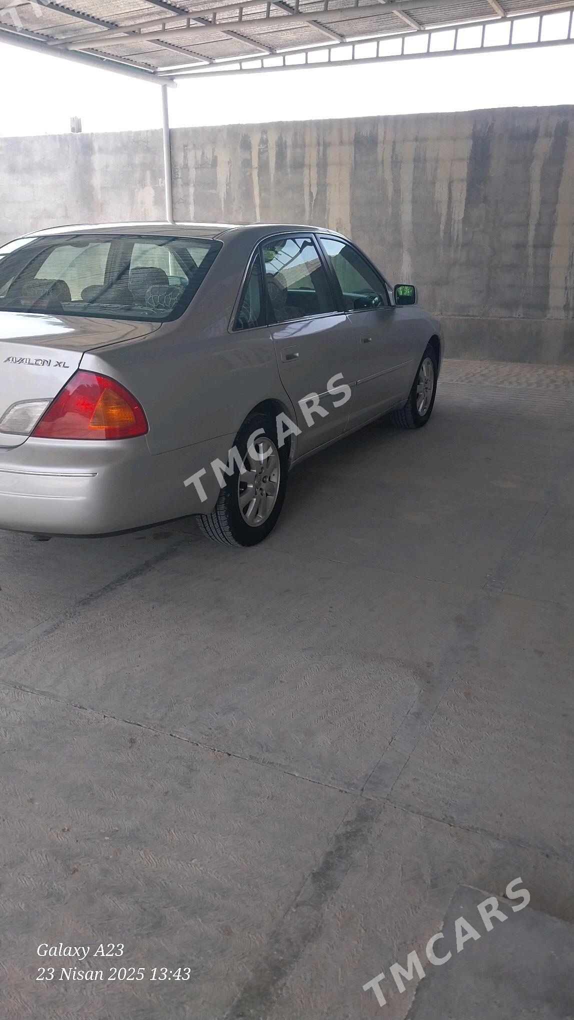 Toyota Avalon 2002 - 170 000 TMT - Гызыларбат - img 2