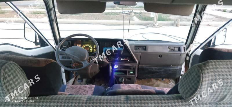 Nissan Urvan 1997 - 45 000 TMT - Tejen - img 4