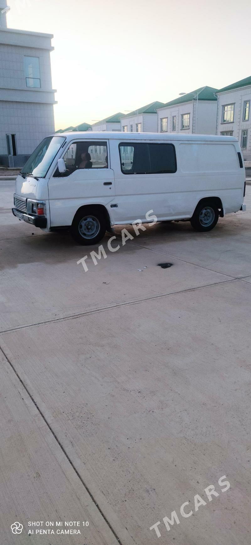 Nissan Urvan 1997 - 45 000 TMT - Tejen - img 7