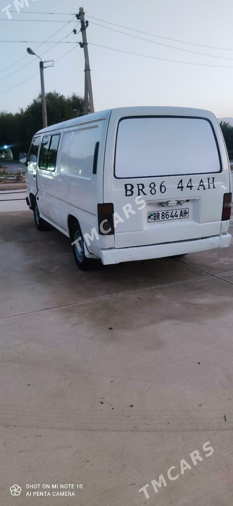 Nissan Urvan 1997 - 45 000 TMT - Tejen - img 3