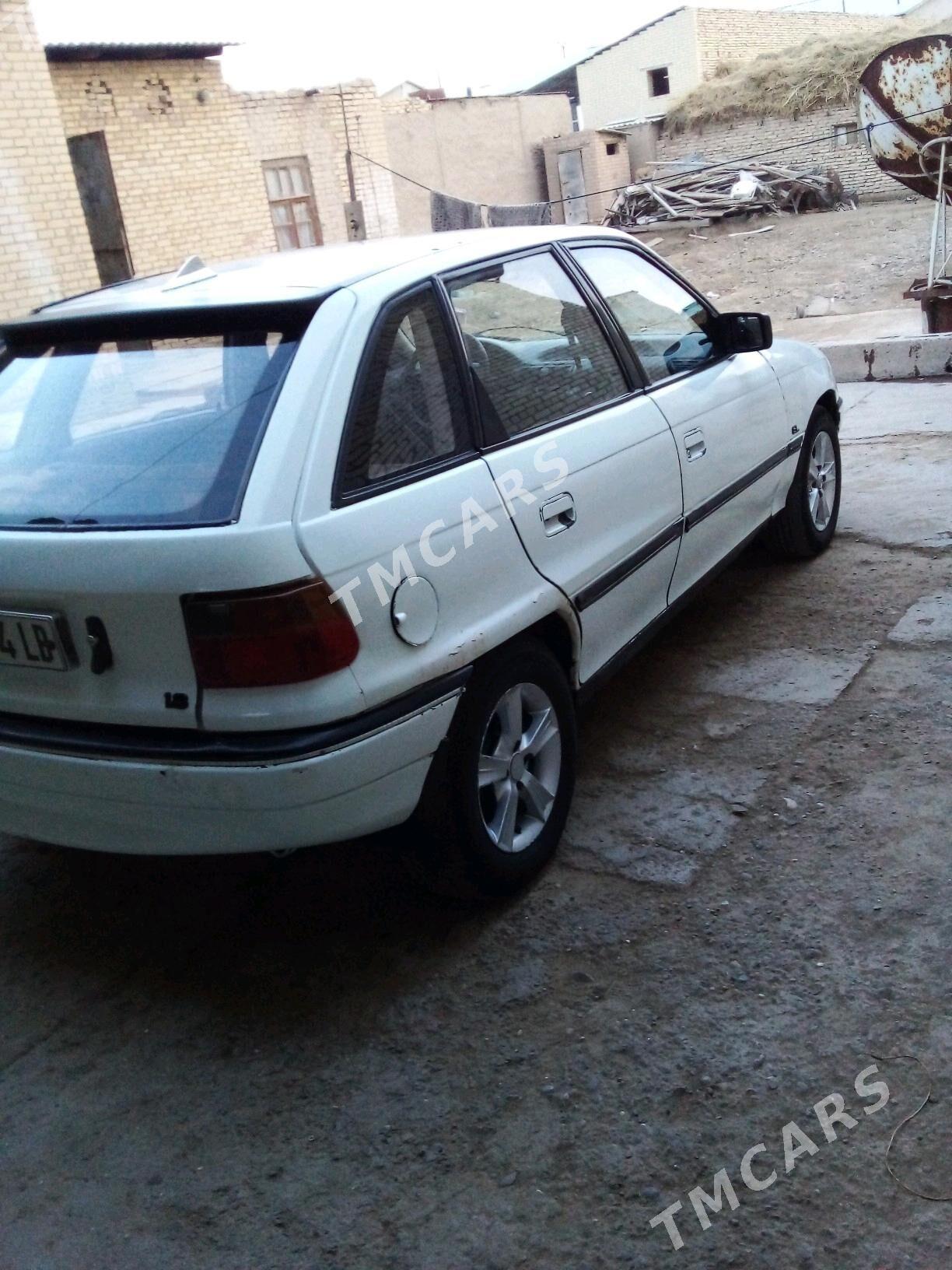 Opel Astra 1992 - 30 000 TMT - Туркменабат - img 2