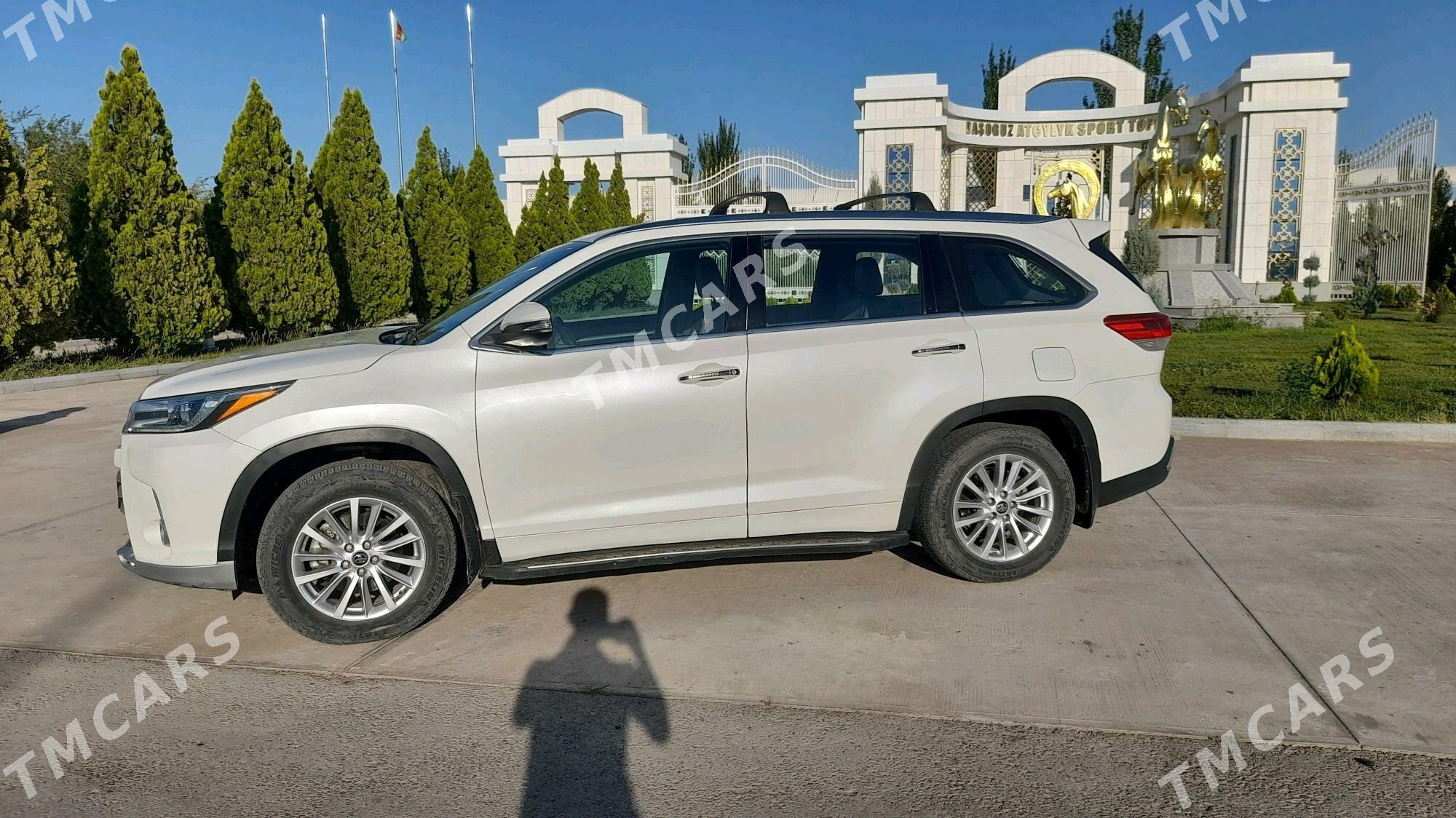 Toyota Highlander 2019 - 500 000 TMT - Daşoguz - img 2