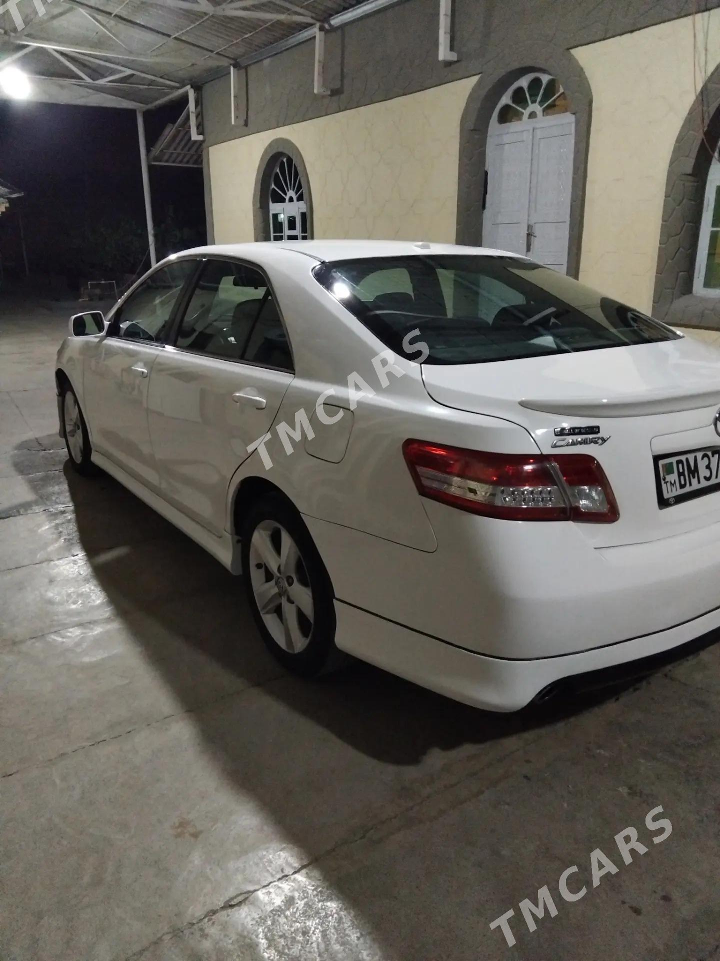 Toyota Camry 2010 - 185 000 TMT - 6 mkr - img 5