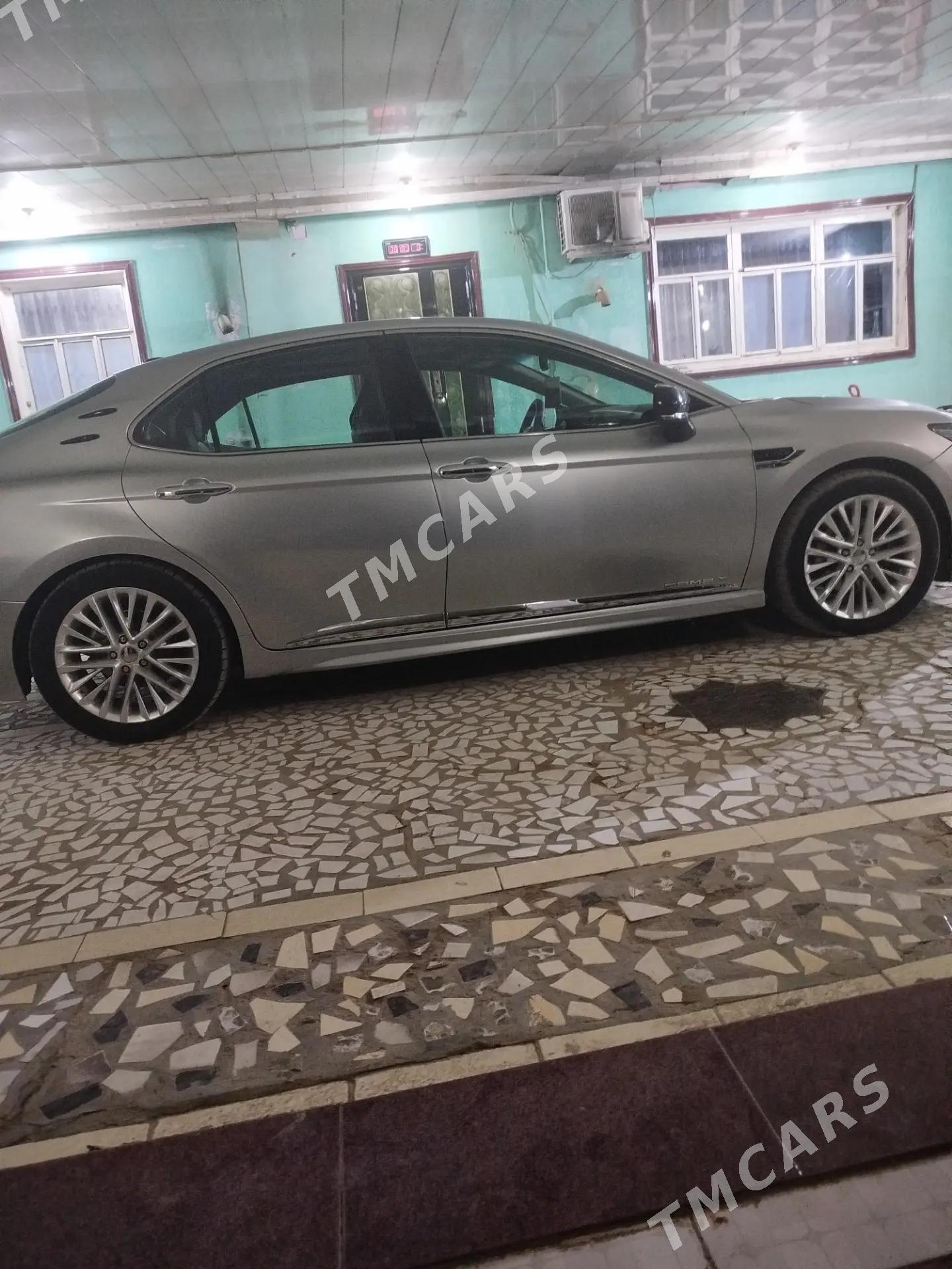 Toyota Camry 2020 - 300 000 TMT - Türkmenabat - img 4