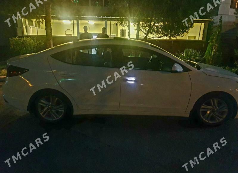 Hyundai Elantra 2020 - 215 000 TMT - Parahat 1 - img 5