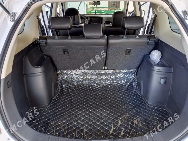 Mitsubishi Outlander 2022 - 300 000 TMT - Теджен - img 5