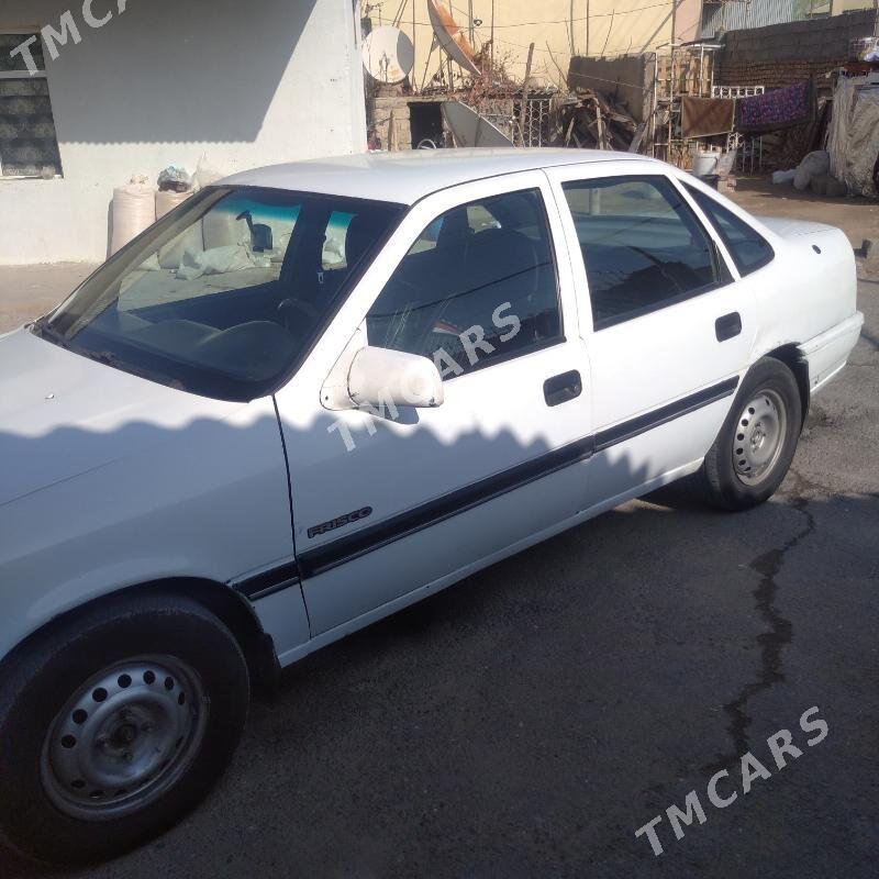 Opel Vectra 1992 - 25 000 TMT - Хитровка - img 3