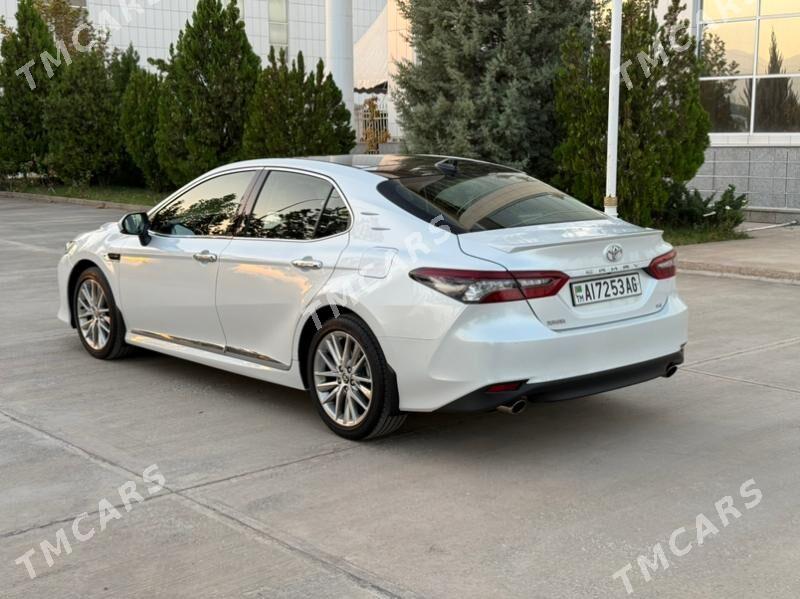 Toyota Camry 2022 - 520 000 TMT - Ашхабад - img 4