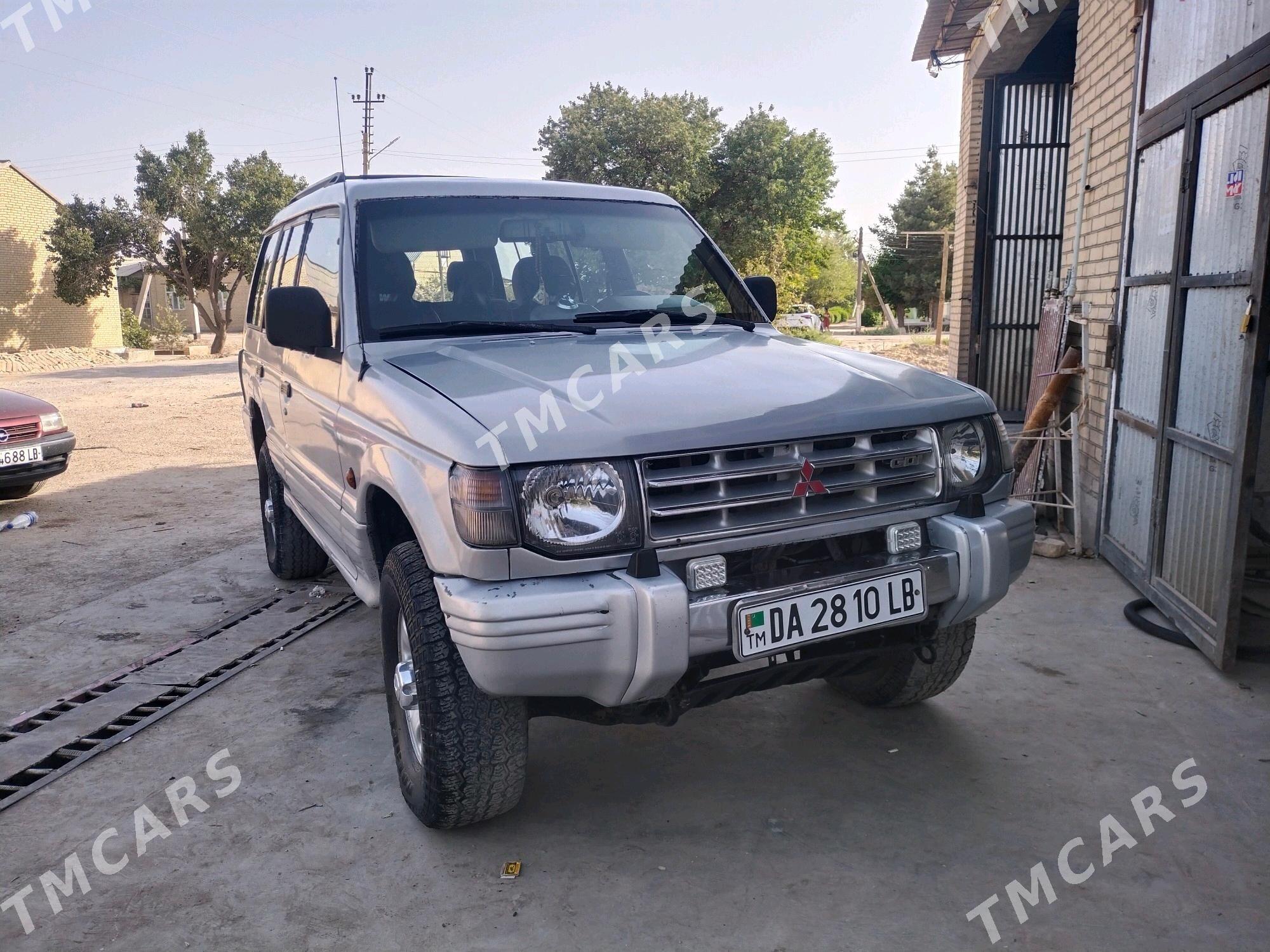 Mitsubishi Pajero 1995 - 65 000 TMT - Saýat - img 3